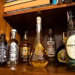 ベッド・アンド・ブレックファスト Baronetto チェファル